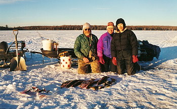 Ice Fishing Eagle River Wisconsin fishing guide walleye Eagle River in Vilas, Onieda and Forest County Wisconsin with Al Gall Wisconsin Fishing and Deer Hunting Guide Service